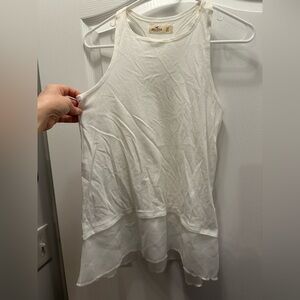 Hollister XS White Tank Top
Sheer bottom